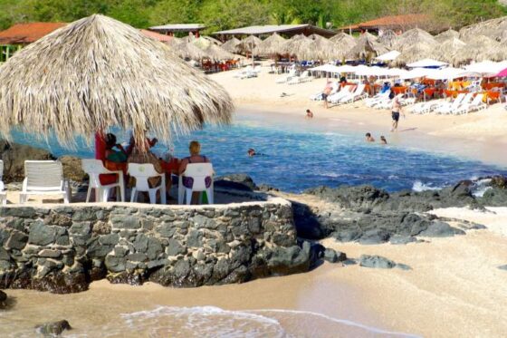 Tour a la Isla de Ixtapa Zihuatanejo. Excursión a la Isla de Ixtapa Zihuatanejo. Lanchas a la Isla de Ixtapa Zihuatanejo Precio. Cuánto cuesta ir a la Isla de Ixtapa Zihuatanejo. Conoce las 4 playas de la Isla de Ixtapa Zihuatanejo. Cocodrilario de Ixtapa Zihuatanejo. Horarios de la Isla de Ixtapa Zihuatanejo. Precio de la Isla de Ixtapa Zihuatanejo