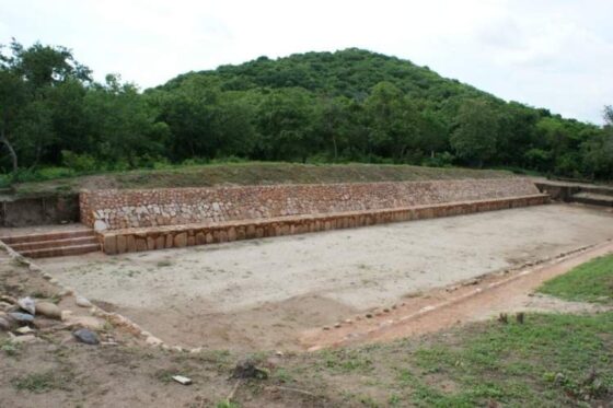 Tour Soledad de Maciel, Zona Arqueológica en Zihuatanejo. Pirámides Xihuacán en Ixtapa Zihuatanejo. Excursión a la Zona Arqueológica de Zihuatanejo. Cuánto cuesta la Zona Arqueológica en Zihuatanejo. Zona Arqueológica Soledad de Maciel Xihuacán Zihuatanejo. Zona arqueológica Soledad de Maciel (La Chole) Zihuatanejo