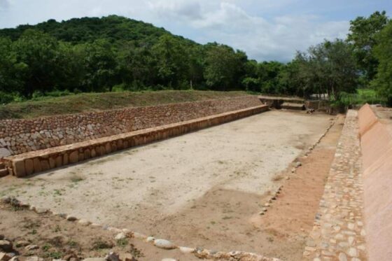 Tour Soledad de Maciel, Zona Arqueológica en Zihuatanejo. Pirámides Xihuacán en Ixtapa Zihuatanejo. Excursión a la Zona Arqueológica de Zihuatanejo. Cuánto cuesta la Zona Arqueológica en Zihuatanejo. Zona Arqueológica Soledad de Maciel Xihuacán Zihuatanejo. Zona arqueológica Soledad de Maciel (La Chole) Zihuatanejo