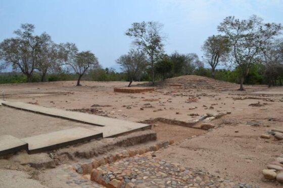 Tour Soledad de Maciel, Zona Arqueológica en Zihuatanejo. Pirámides Xihuacán en Ixtapa Zihuatanejo. Excursión a la Zona Arqueológica de Zihuatanejo. Cuánto cuesta la Zona Arqueológica en Zihuatanejo. Zona Arqueológica Soledad de Maciel Xihuacán Zihuatanejo. Zona arqueológica Soledad de Maciel (La Chole) Zihuatanejo